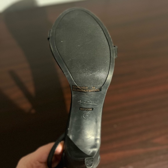 Anna Michelle Black Heels - Picture 10 of 16